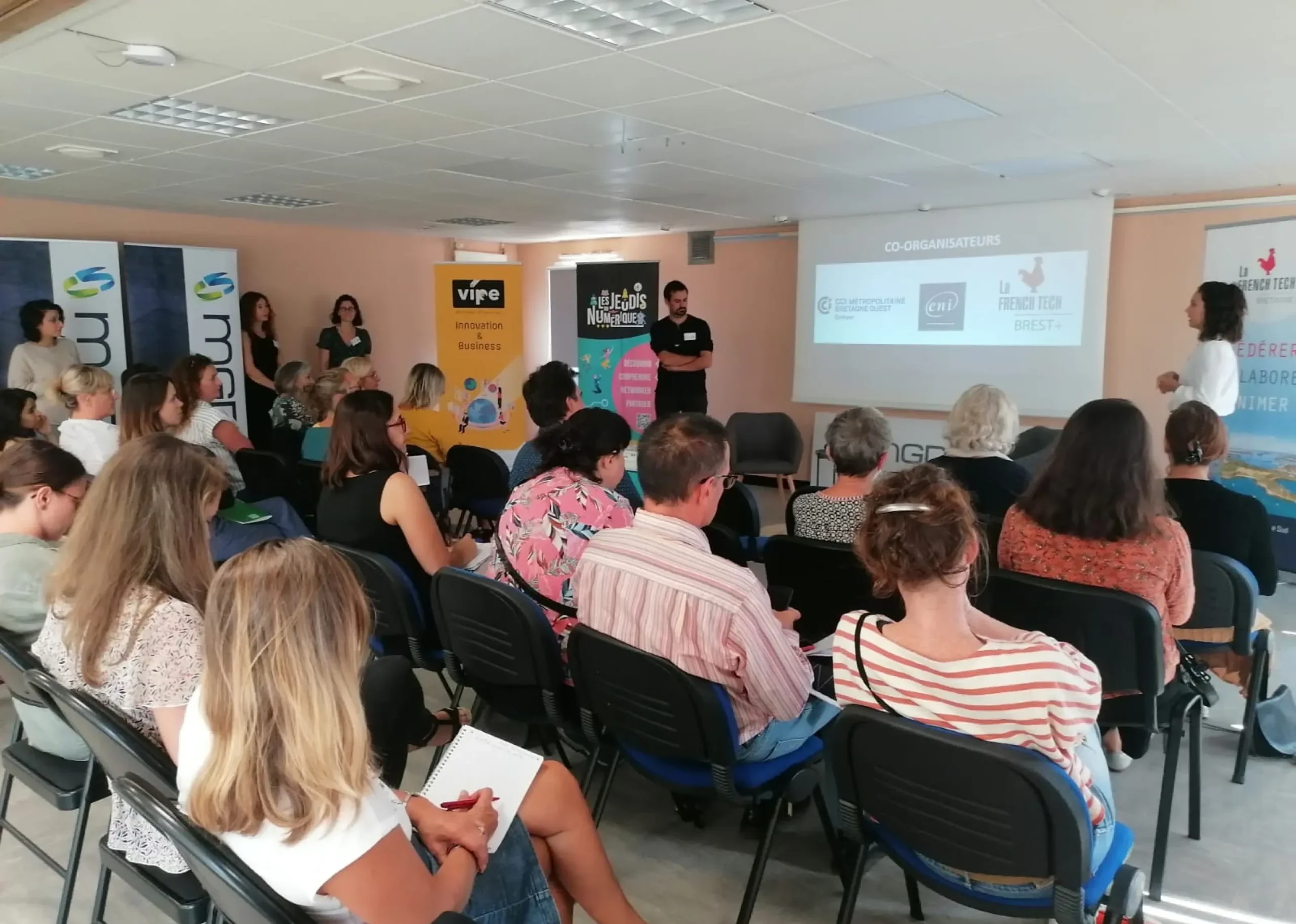 2022 09 15 Jeudi Du Numerique Femmes Numerique Salle@2x